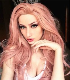 European And American Women With Curly Hair And Wavy Wigs